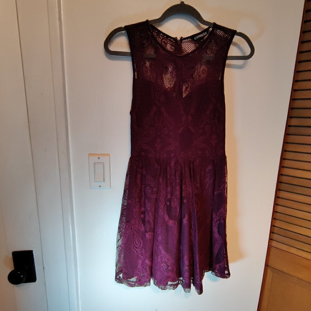 Express Dress Sz SP Purple Lace with lining throughout, lace only back. Back zip